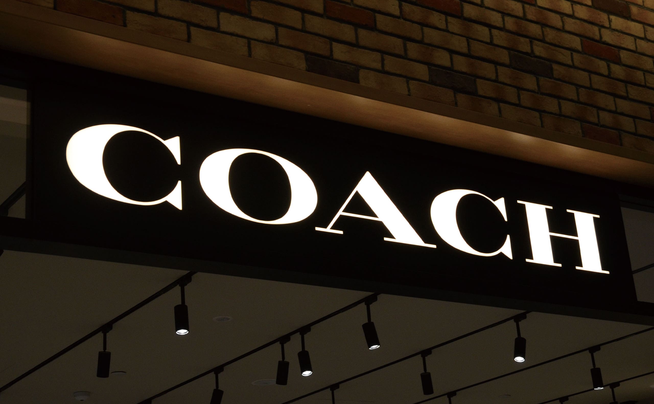 Light Box Signs for Coach